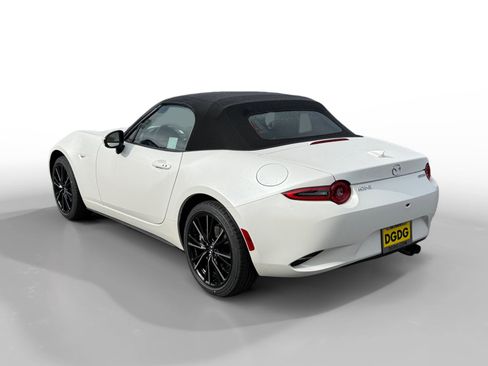 New 2025 MAZDA MX-5 Miata Grand Touring image 3