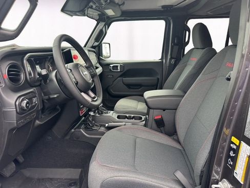 New 2025 Jeep Wrangler Rubicon image 9
