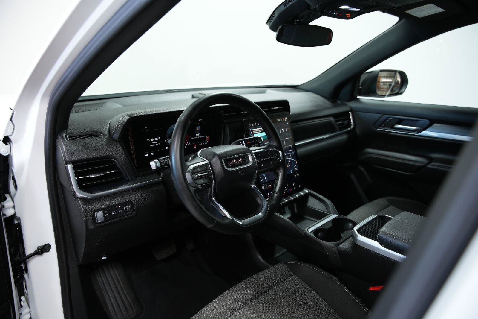 Used 2026 GMC Terrain Elevation FWD image 33