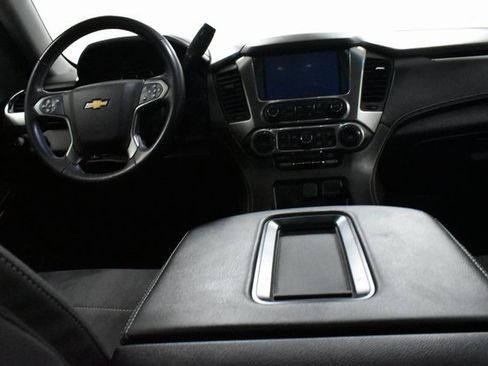 Certified 2019 Chevrolet Tahoe LS w/ Enhanced Driver Alert Package image 18