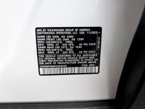 Used 2023 Volkswagen ID.4 Pro image 35