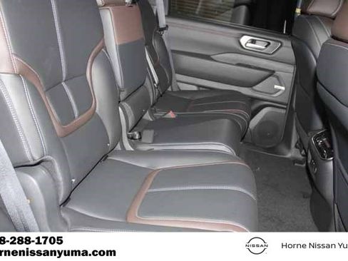 New 2026 Nissan Armada SL image 6