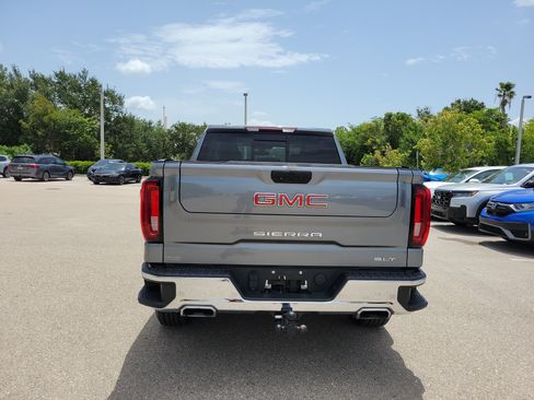 Used 2021 GMC Sierra 1500 SLT w/ SLT Premium Plus Package AWD/4WD image 5
