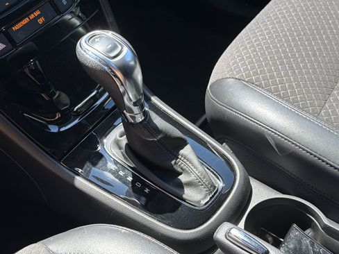 Used 2019 Buick Encore Preferred FWD image 26
