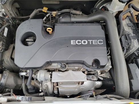 Used 2019 Chevrolet Equinox LT image 42