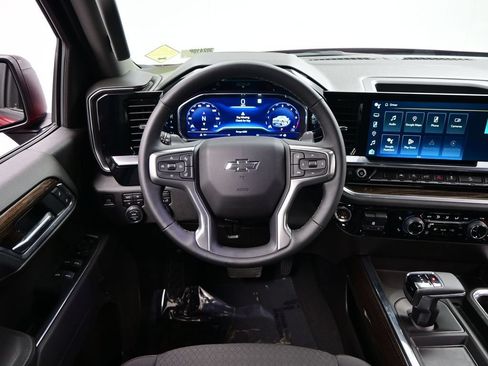 Used 2025 Chevrolet Silverado 1500 RST w/ Z71 Off-Road Package AWD/4WD image 13