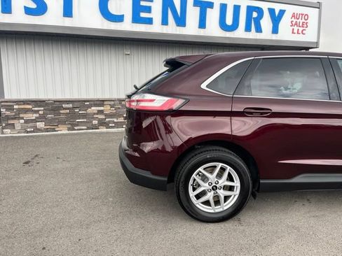 Used 2024 Ford Edge SEL AWD/4WD image 13