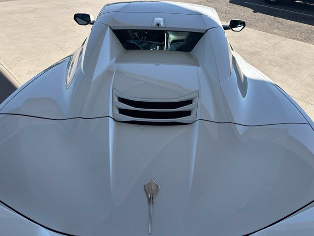 Used 2024 Chevrolet Corvette Stingray Premium Conv w/ Z51 Performance Package RWD image 10