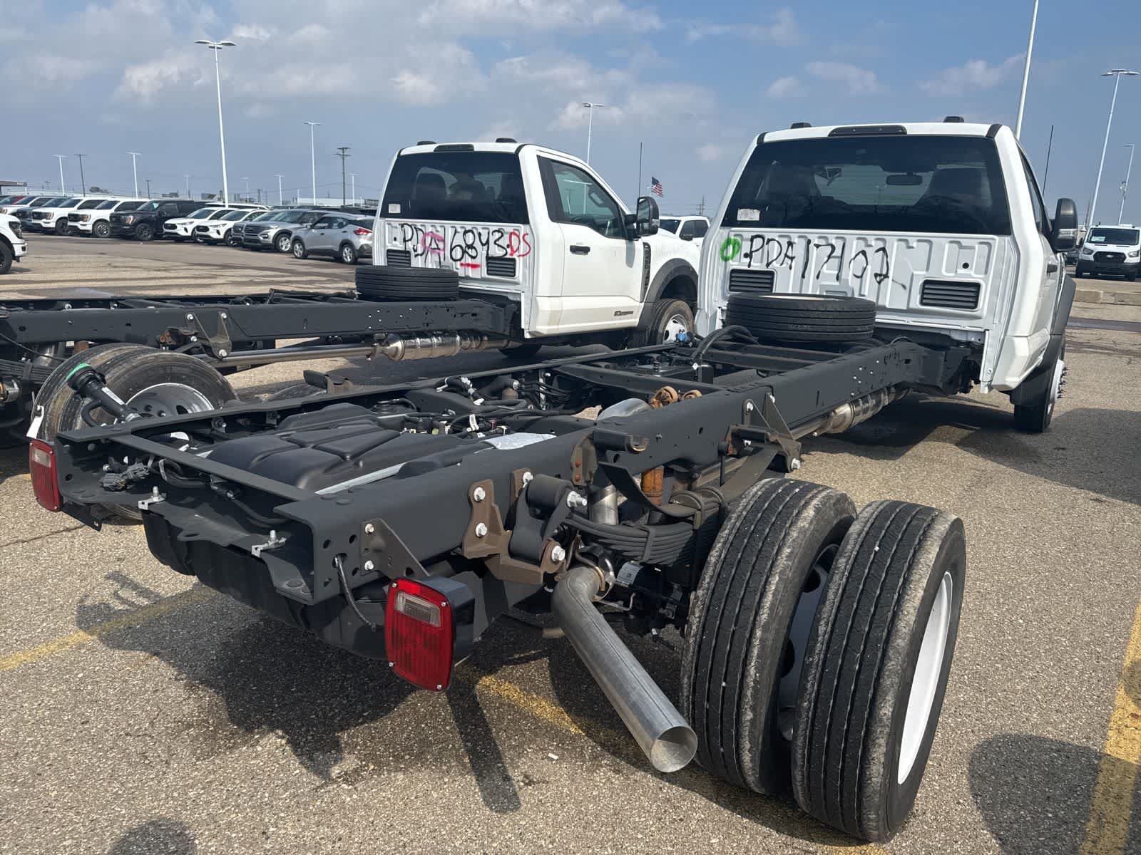 Used 2023 Ford F450 XLT w/ XLT Value Package RWD image 10