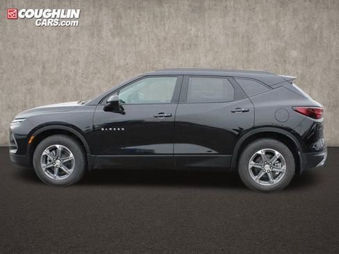 New 2025 Chevrolet Blazer LT w/ Convenience Package image 6