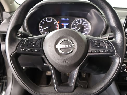 Used 2024 Nissan Sentra S FWD image 3