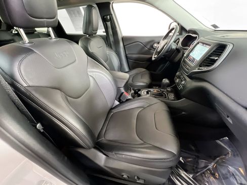 Used 2023 Jeep Cherokee Altitude Lux w/ Lux Elite Package AWD/4WD image 28