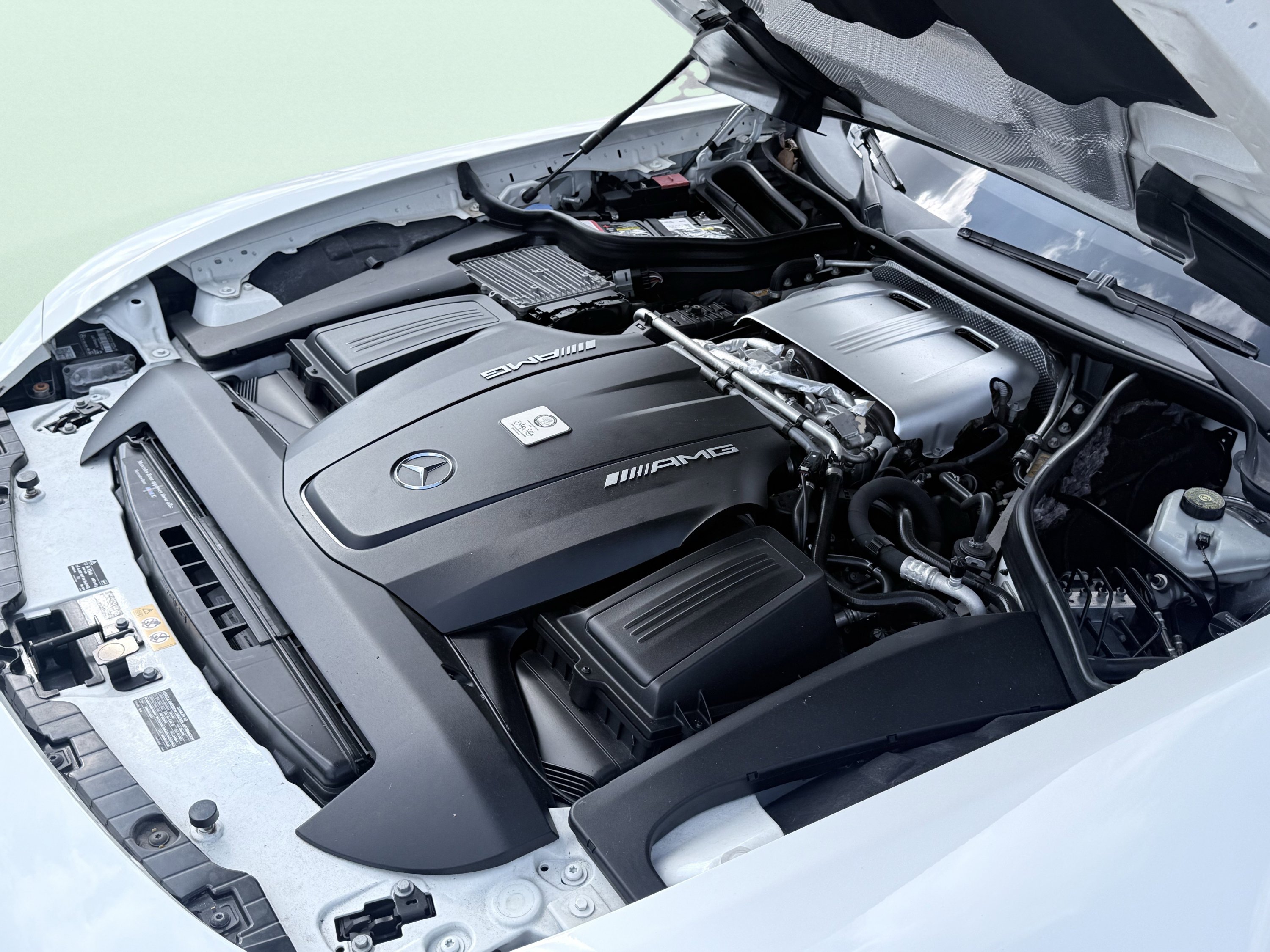 Used 2018 Mercedes-Benz AMG GT Roadster image 24
