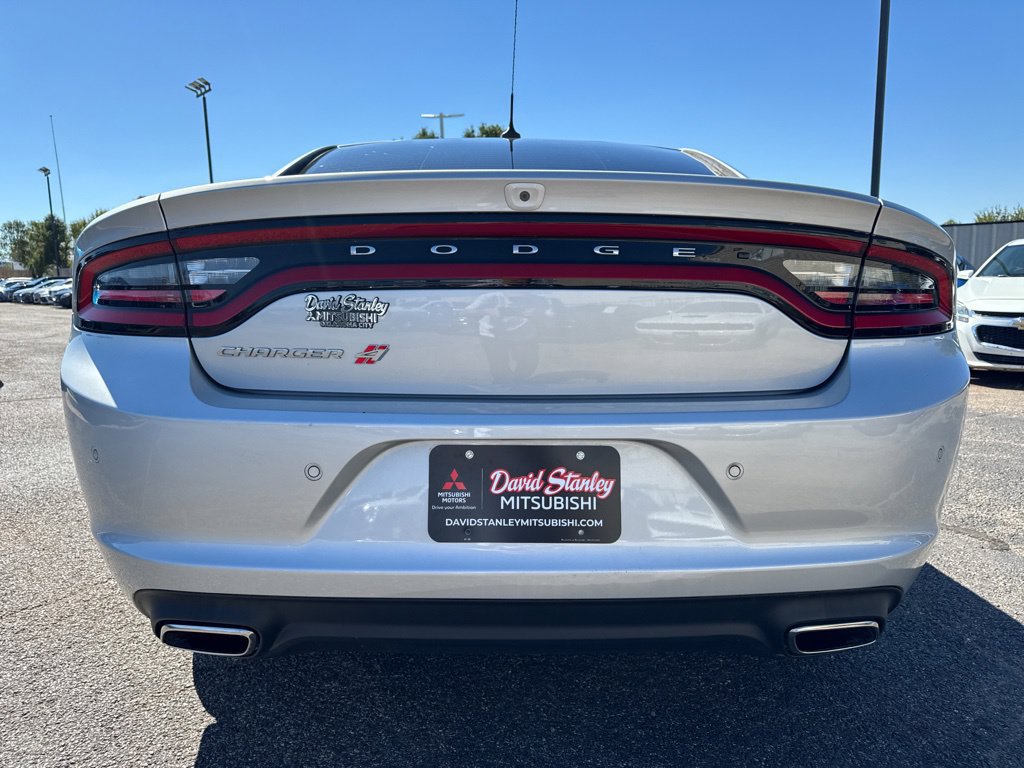 Used 2021 Dodge Charger SXT AWD/4WD image 5