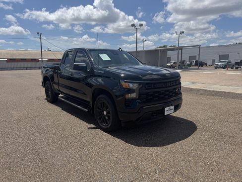 Used 2023 Chevrolet Silverado 1500 Custom RWD image 7
