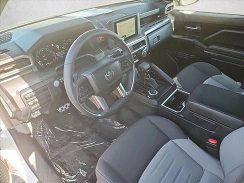 Certified 2025 Toyota Tacoma TRD Sport AWD/4WD image 12