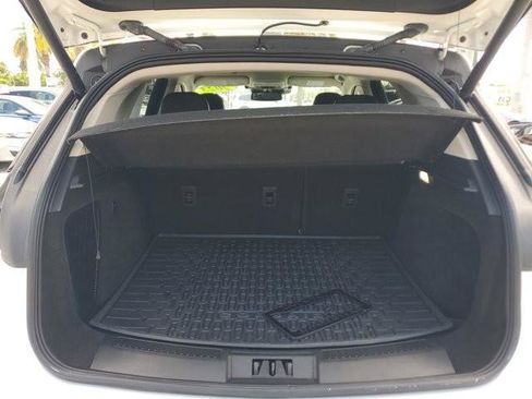 Used 2023 Lincoln Corsair FWD image 11