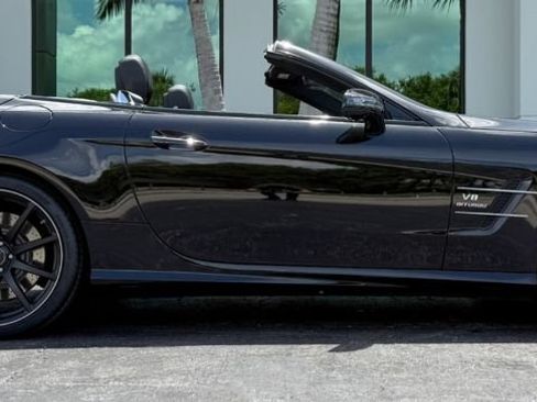 Used 2014 Mercedes-Benz SL 63 AMG image 8