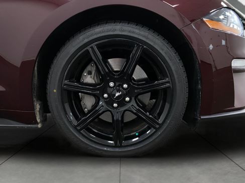 Used 2018 Ford Mustang GT Premium w/ Safe & Smart Package RWD image 13