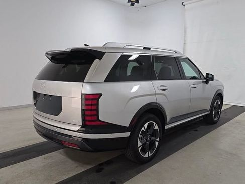 Used 2026 Hyundai Palisade Limited AWD/4WD image 3