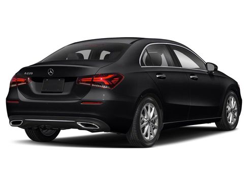 Used 2022 Mercedes-Benz A 220 image 23