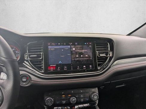 Used 2026 Dodge Durango GT AWD/4WD image 12