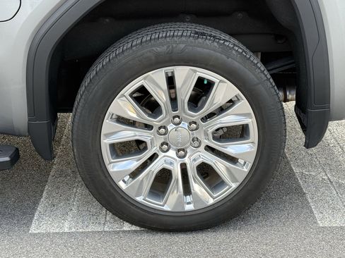 Used 2020 GMC Sierra 1500 Denali w/ Denali Premium Package image 10