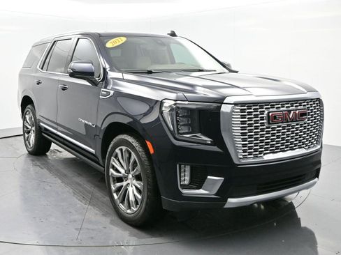 Used 2022 GMC Yukon Denali image 2