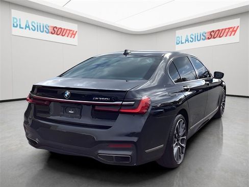 Used 2022 BMW M760i xDrive w/ Luxury Rear Seating Package image 3