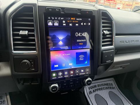 Used 2017 Ford F250 XLT w/ Camper Package image 21