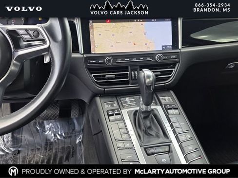 Used 2021 Porsche Macan AWD/4WD image 9