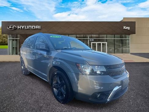Used 2019 Dodge Journey Crossroad image 3