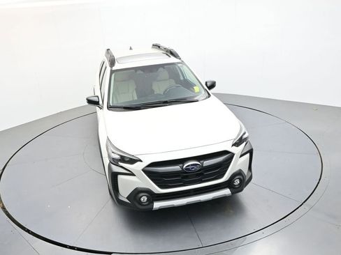 Certified 2025 Subaru Outback Limited AWD/4WD image 23