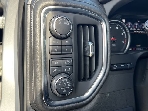 Used 2023 Chevrolet Silverado 2500 LTZ w/ LTZ Premium Package image 26