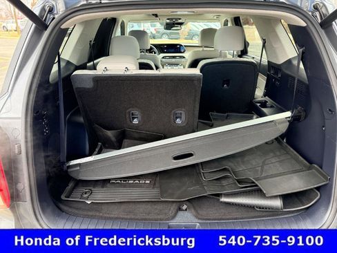Used 2022 Hyundai Palisade Limited w/ Winter Package image 30