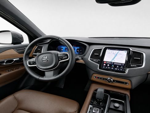 Certified 2023 Volvo XC90 B6 Plus AWD/4WD image 15