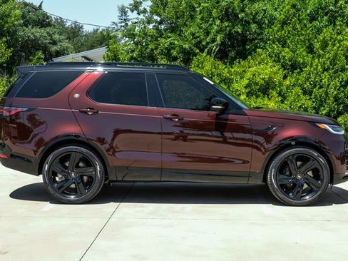 New 2026 Land Rover Discovery Limited Edition AWD/4WD image 8