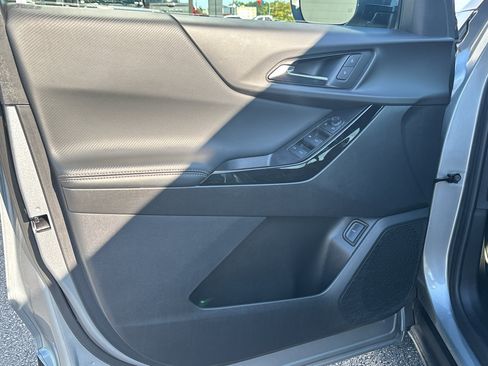 Used 2025 Chevrolet Equinox LT w/ Convenience Package II AWD/4WD image 22