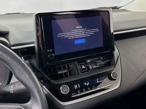 Certified 2025 Toyota Corolla LE image 14