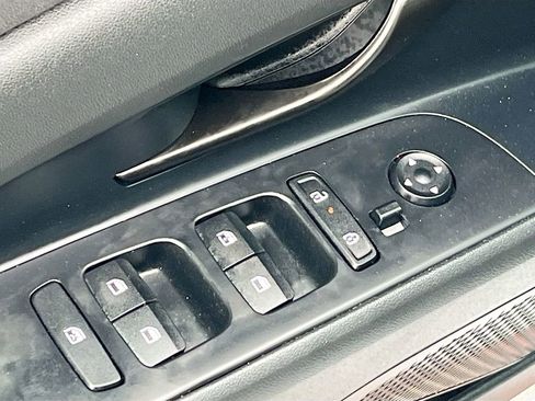 Used 2025 Hyundai Elantra N FWD image 18