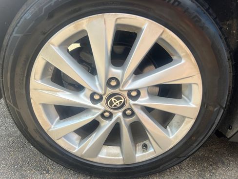 Used 2024 Toyota Camry LE FWD image 10