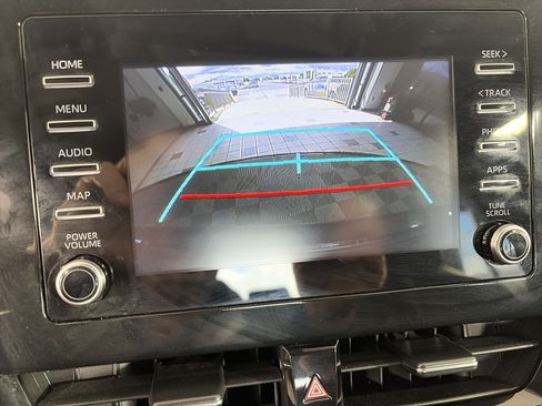 Used 2024 Toyota Camry SE FWD image 19