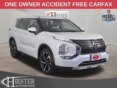 Used 2023 Mitsubishi Outlander SE