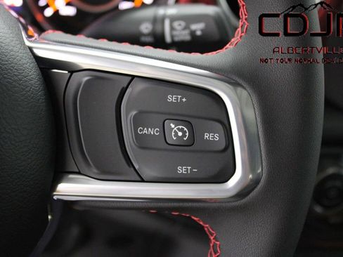 Used 2023 Jeep Gladiator Rubicon w/ Cold Weather Group image 45