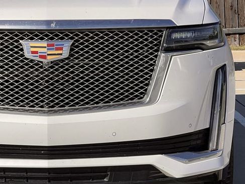 Certified 2023 Cadillac Escalade ESV Premium Luxury Platinum image 10