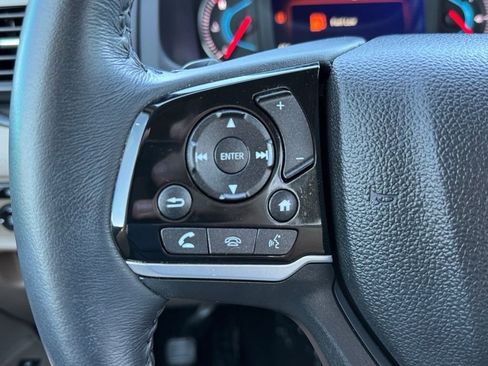 Used 2022 Honda Pilot Touring image 18