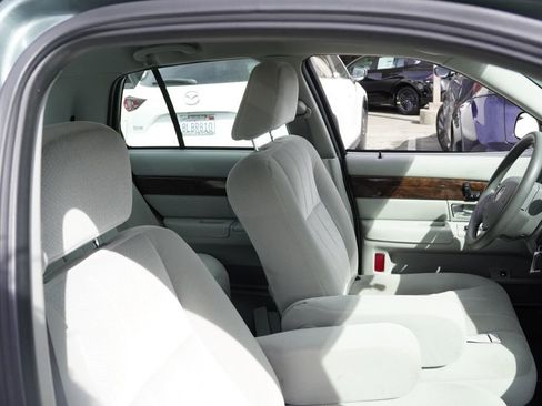 Used 2005 Mercury Grand Marquis GS image 16