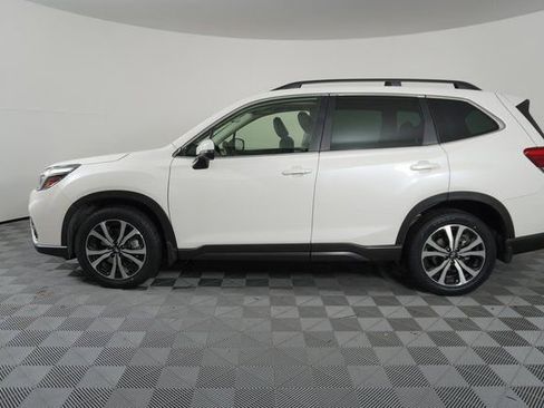Used 2020 Subaru Forester Limited image 4