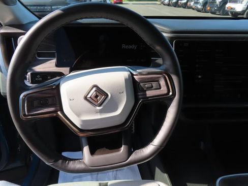 Used 2023 Rivian R1S Adventure AWD/4WD image 16