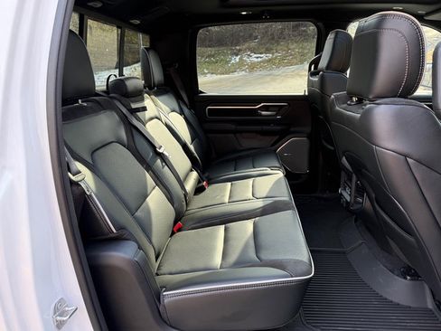 Used 2025 RAM 1500 Laramie image 19